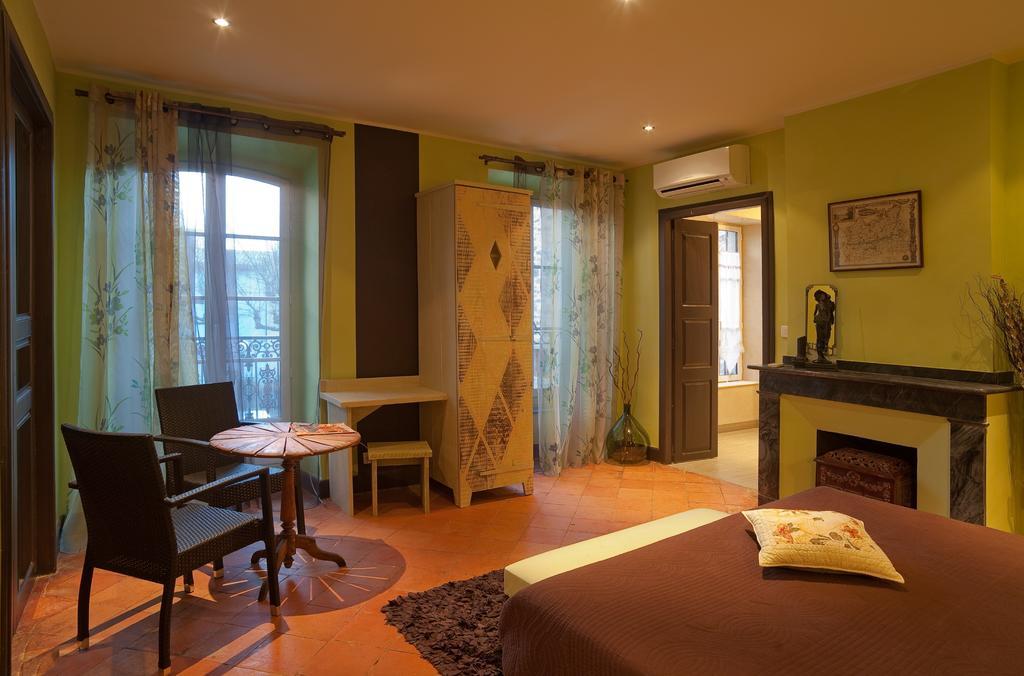 Bed & Breakfast Demeure Du Pareur Villeneuve-Minervois Eksteriør billede