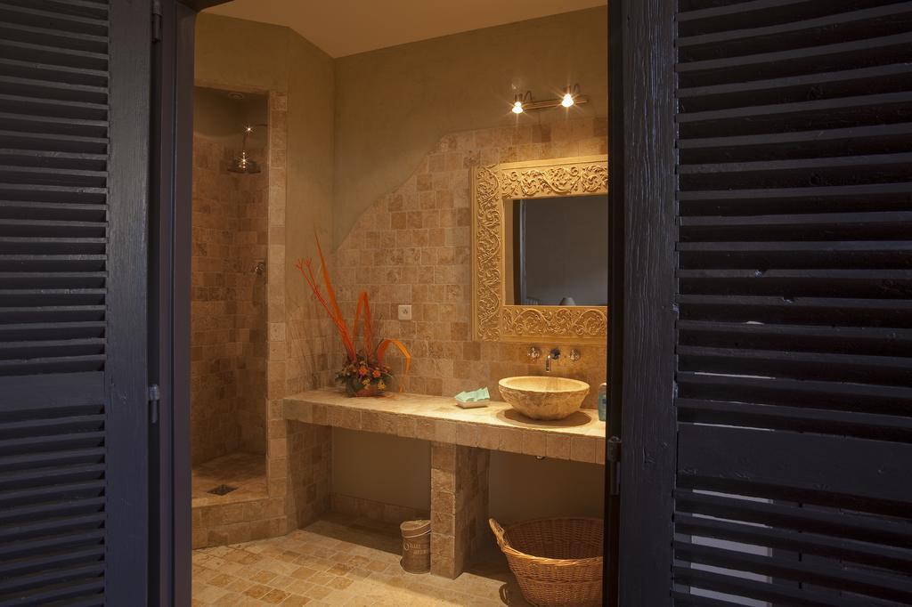 Bed & Breakfast Demeure Du Pareur Villeneuve-Minervois Eksteriør billede